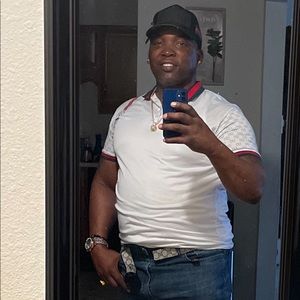 Meet your Posher, Cliff